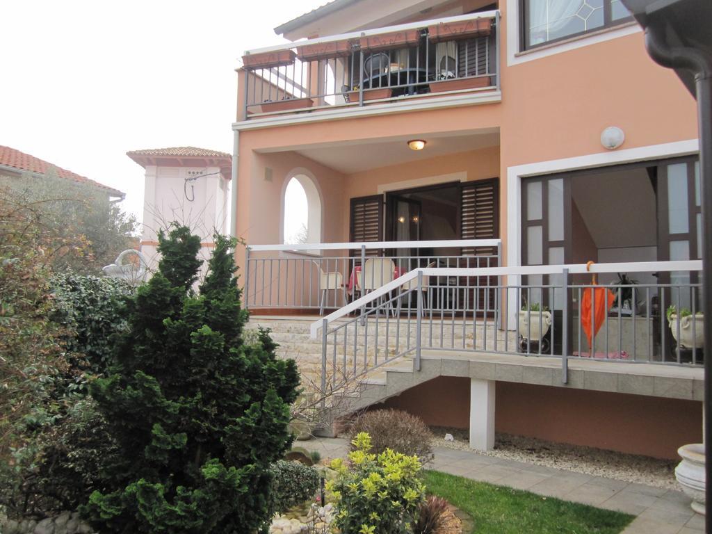 Apartments Mediteraneo Tar-Vabriga Exterior foto